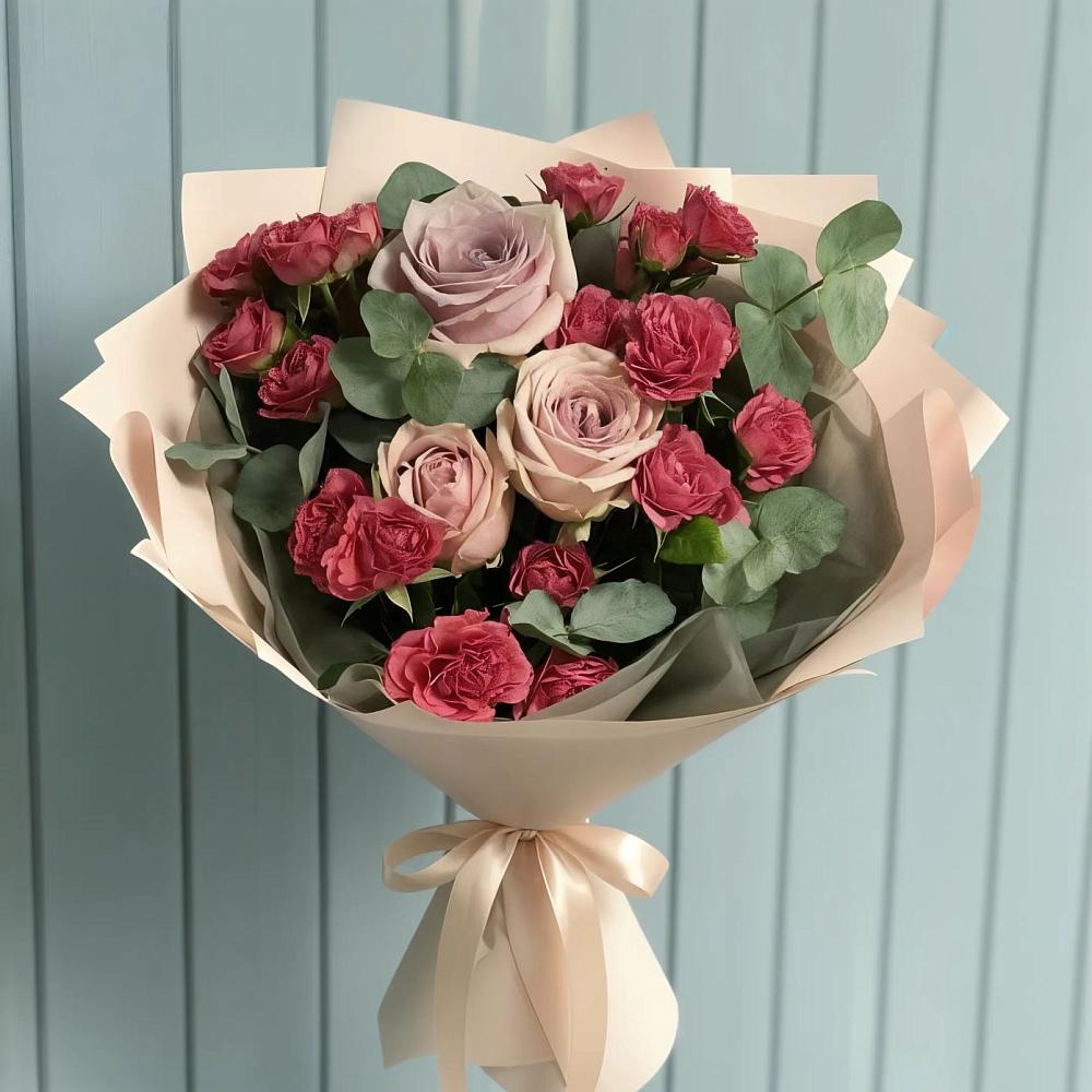 Букет цветов из: Гвоздики и Розы в Нижнедевицке