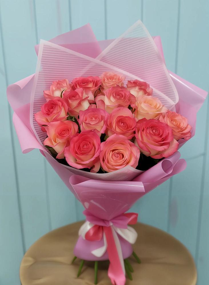 Букет 15 Розовых роз Равель в Нижнедевицке
