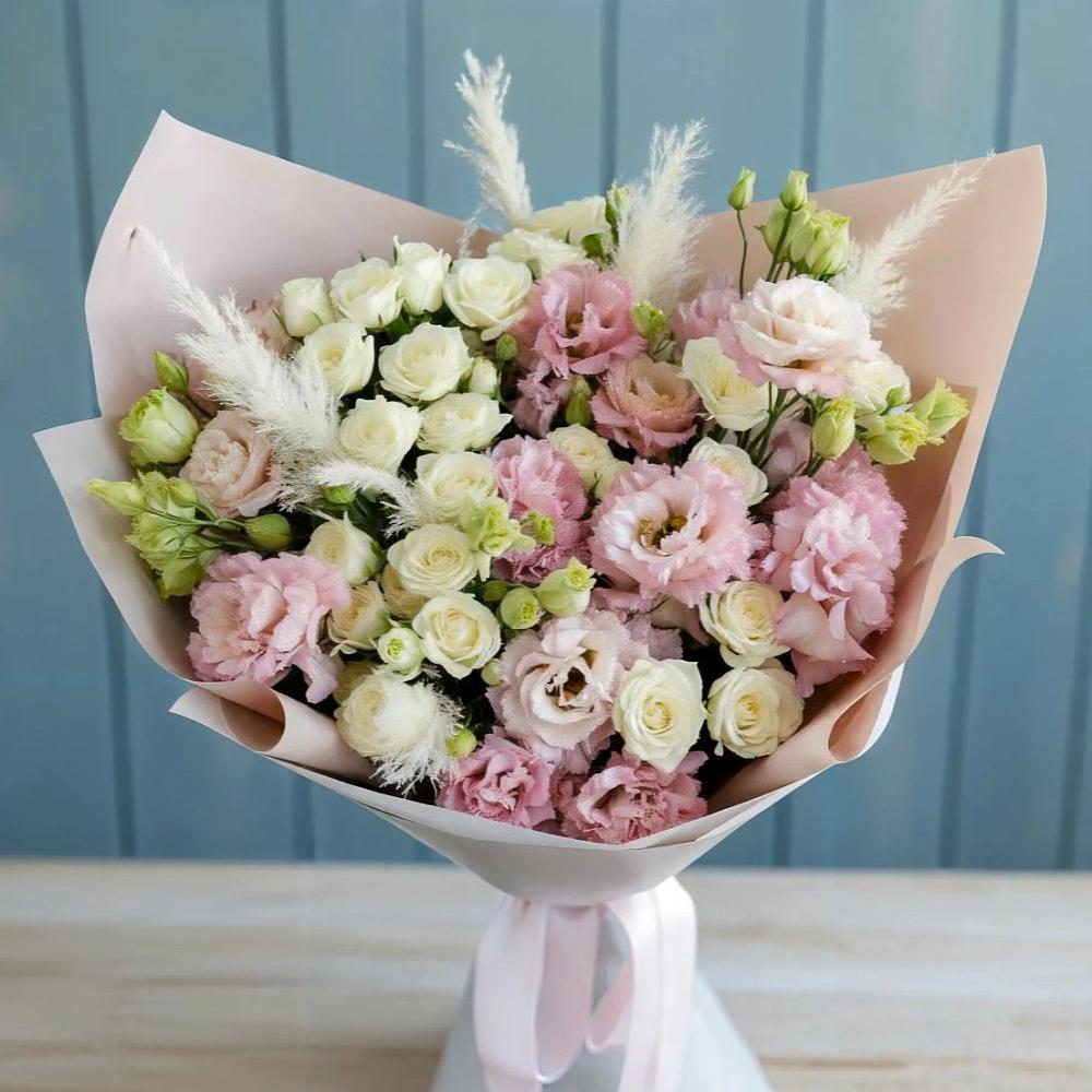 Букет цветов из: Альстромерии и Розы в Нижнедевицке