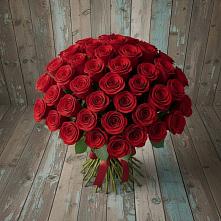 Букет 55 Красных роз Фридом #REPLACE_PRED# Нижнедевицке