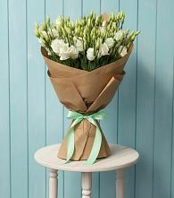 Букет цветов из:  Лизиантусы в Нижнедевицке