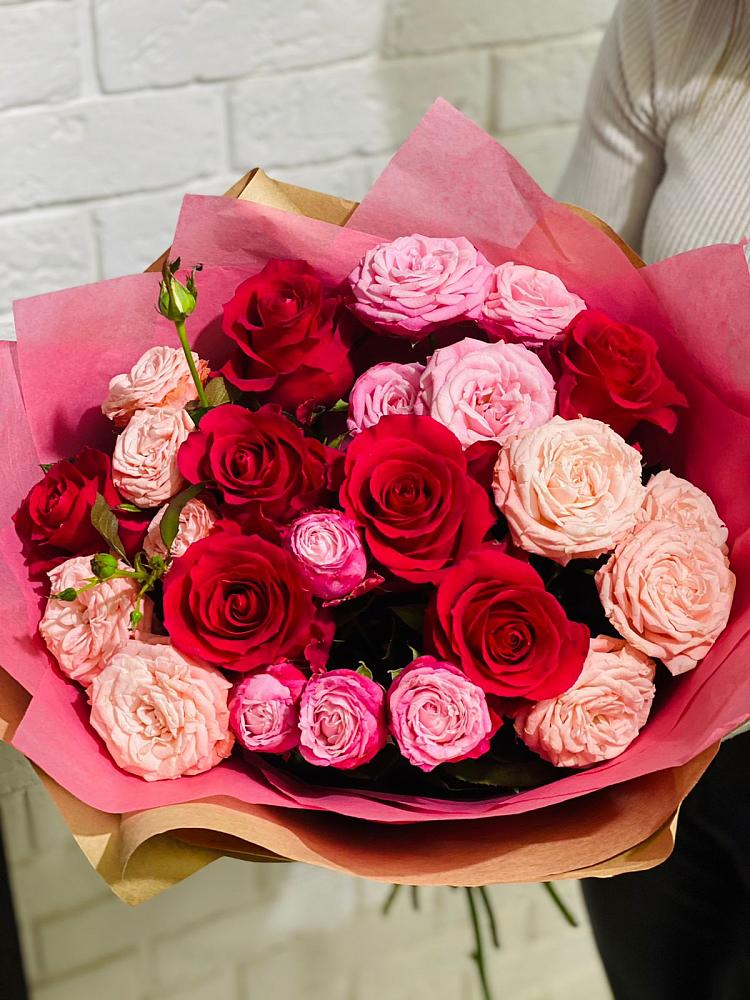 Букет цветов из: Розы в Нижнедевицке