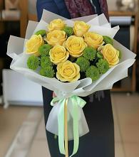 Букет цветов из:  Хризантемы и Розы в Нижнедевицке