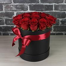 Цветочная композиция из Розы в шляпной коробке в Нижнедевицке