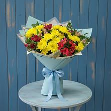 Букет цветов из:  Альстромерии и Хризантемы в Нижнедевицке