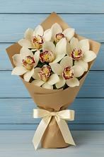 Букет цветов из:  Орхидеи и Розы в Нижнедевицке